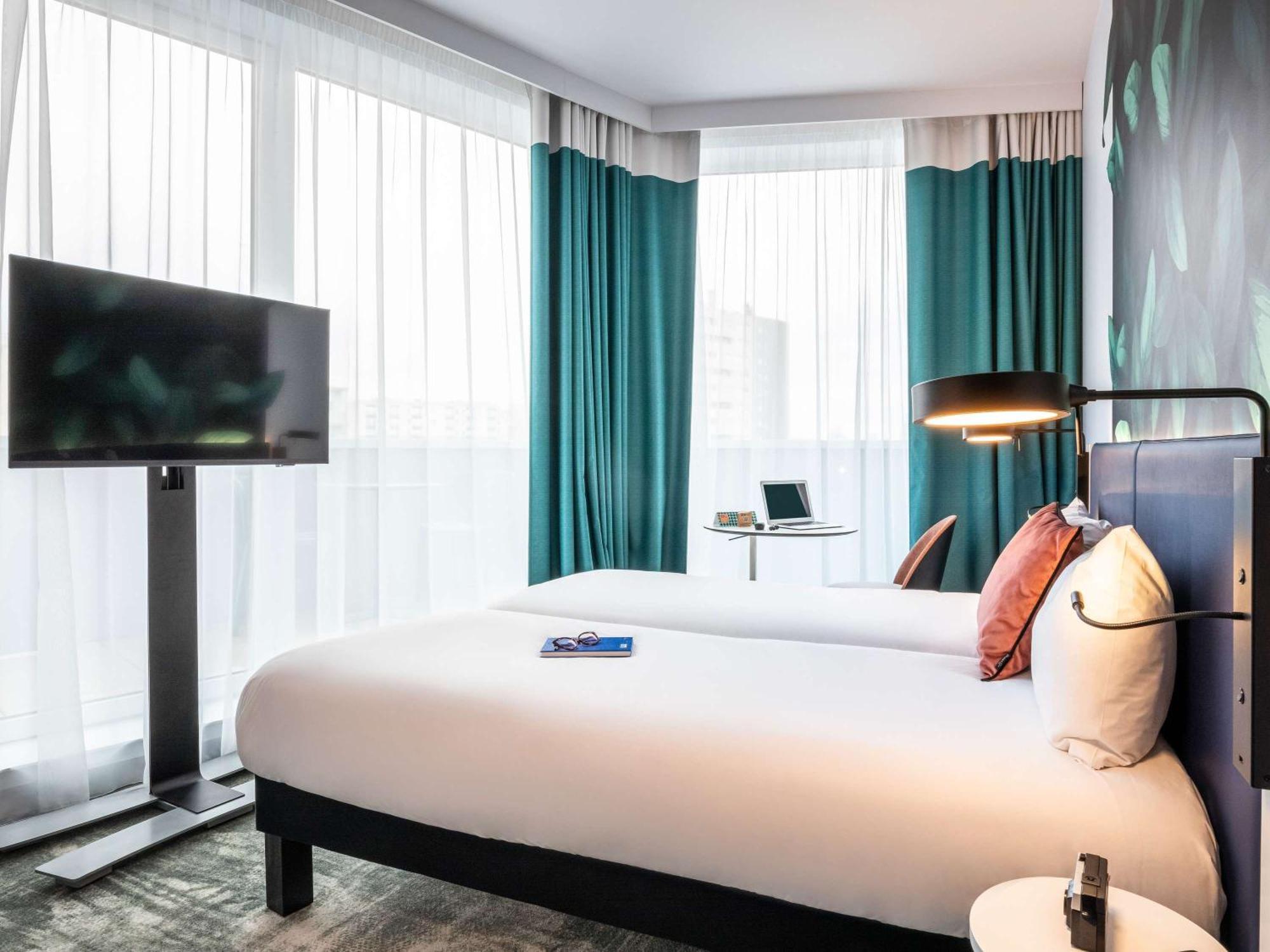 Ibis Styles Bezons Paris La Defense Hotel Exterior foto